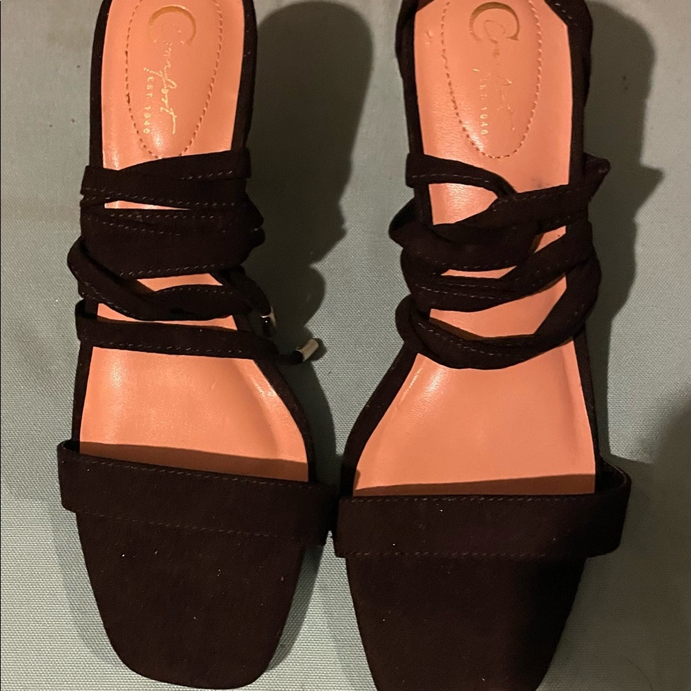 Comfort Est 1946 Black Lace Up Tie Heels $8
